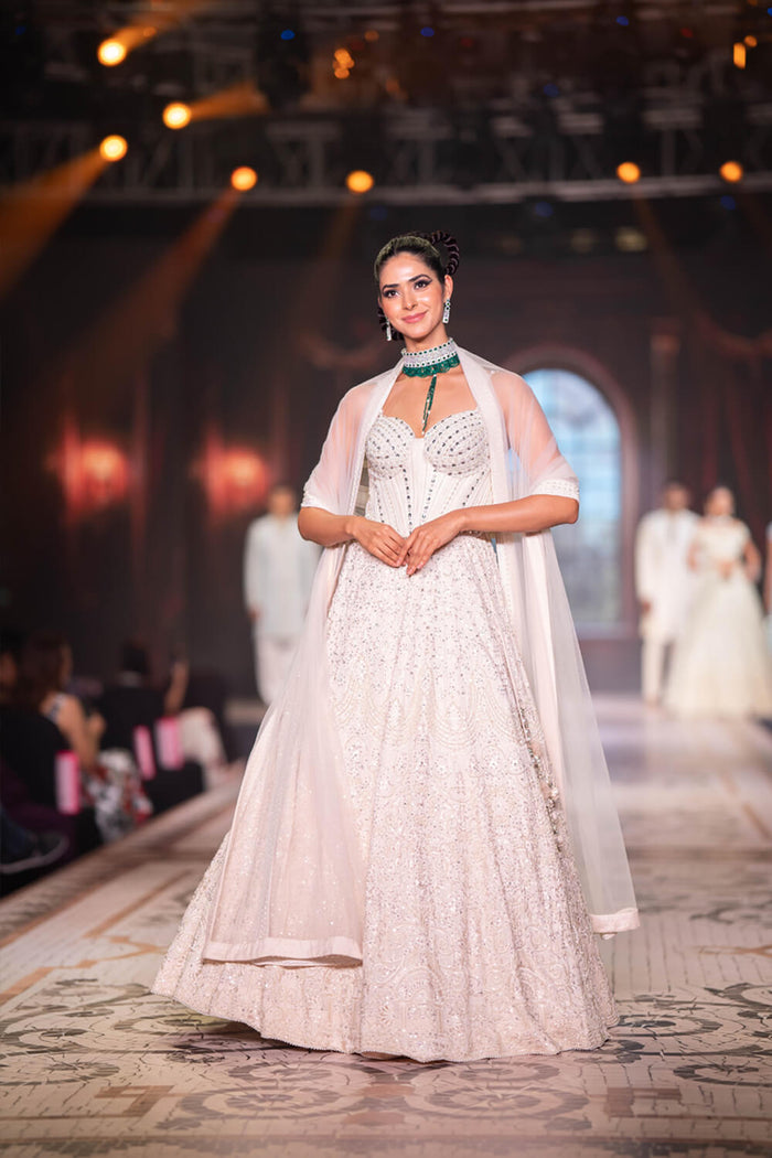 Meera by Neeta Lulla view 1