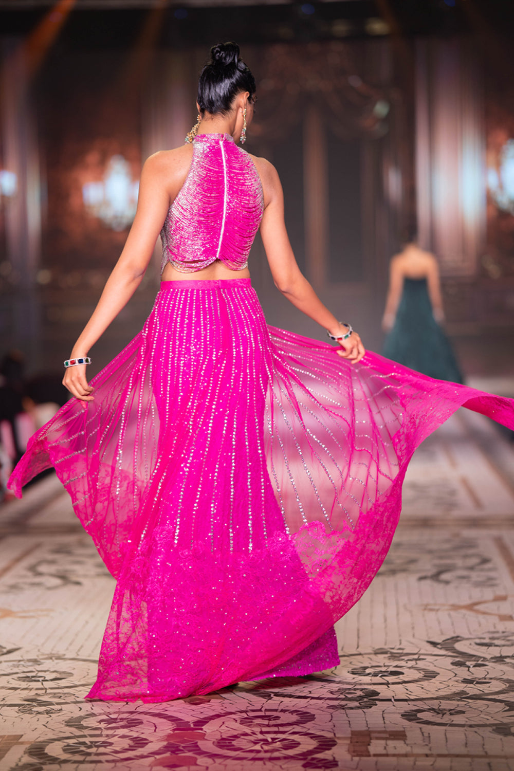 Kareena by Neeta Lulla view 5